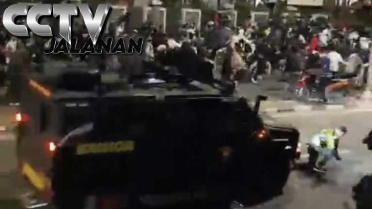 Pengemudi Ojek Online Tewas Dilindas Rantis Brimob, Massa Tuntut Transparansi Polisi