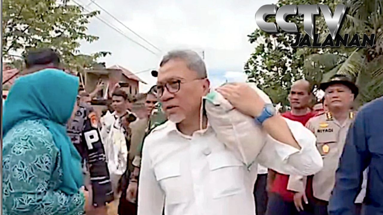 Kelakar Zulhas Respons Viral Manggul Beras di Semarang